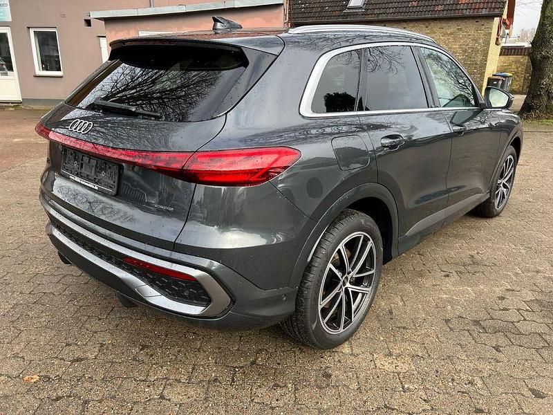 Gebraucht Audi Q5 S-Line 204 PS (150 kW) 2025 Grau SUV