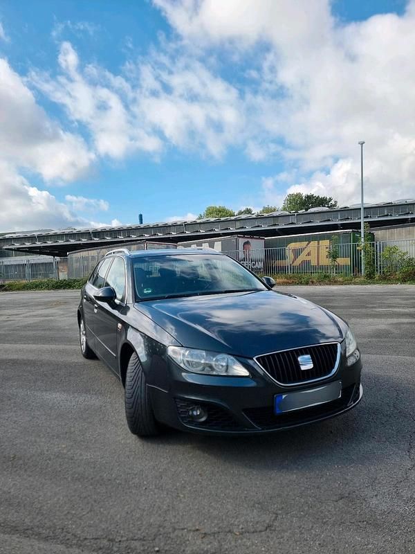 Gebraucht Seat Exeo 143 PS (105 kW) 2009 Schwarz Limousine