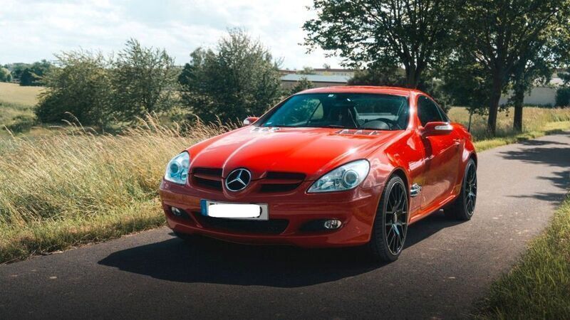 Rot Gebraucht 2004 Mercedes SLK350 Cabrio | 12.500 € (Fairer Preis) - Bild 1/4