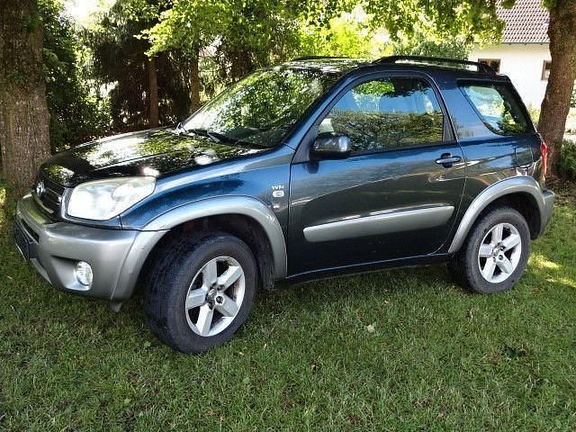 Grau Gebraucht 2005 Toyota RAV4 SUV | 2.700 € (Superpreis) - Bild 1/1