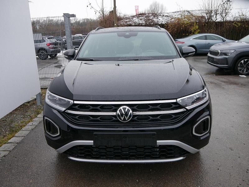Neu VW T-Roc Style 150 PS (110 kW) 2025 Deepblack perleffekt SUV