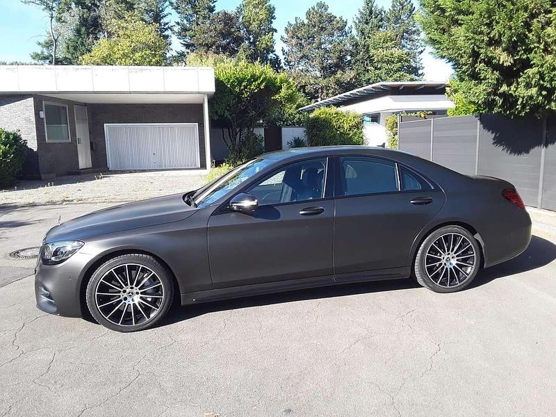 Grau Gebraucht 2018 Mercedes S400 Limousine | 41.500 € (Superpreis) - Bild 1/4