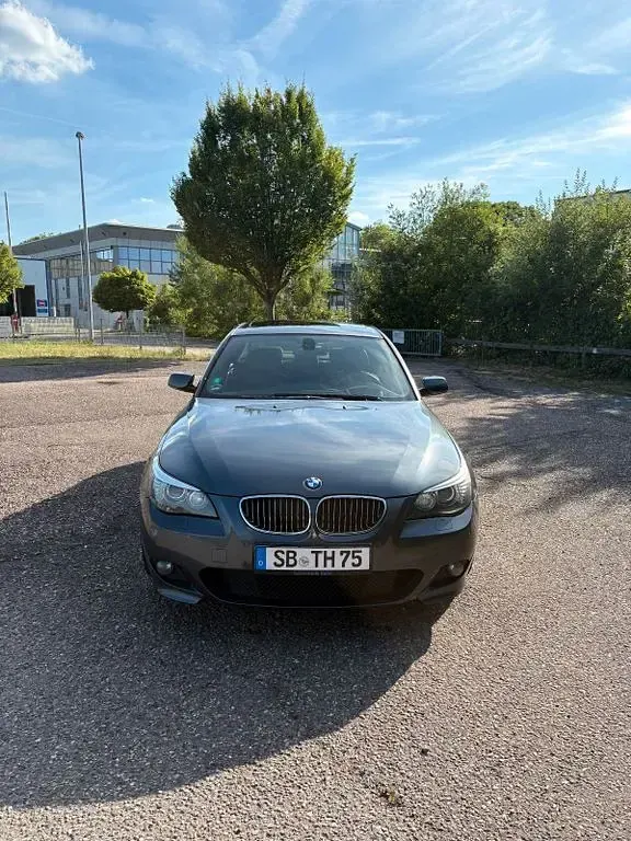Gebraucht BMW 530 Performance 235 PS (172 kW) 2008 Silber Limousine
