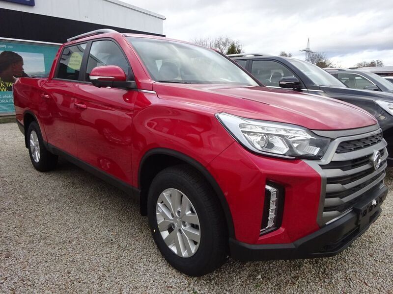 Gebraucht KGM Musso Sapphire 203 PS (149 kW) 2024 Rot SUV