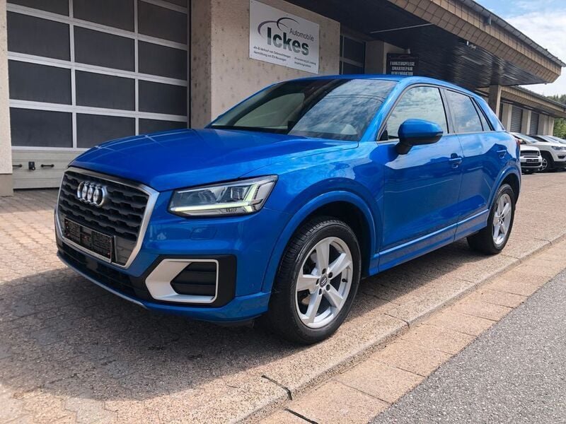 Blau Gebraucht 2020 Audi Q2 Sport SUV | 18.990 € (Fairer Preis) - Bild 1/4