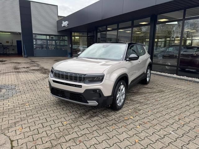 Neu Jeep Avenger Altitude 101 PS (74 kW) 2025 Schwarz SUV
