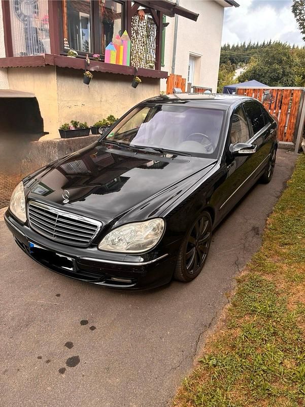 Schwarz Gebraucht 2023 Mercedes S430 Limousine | 5.250 € - Bild 1/4