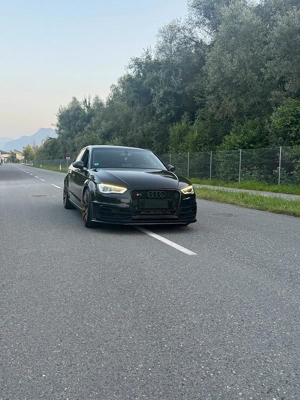 Gebraucht Audi S3 Sportback Performance 300 PS (220 kW) 2014 Schwarz Kleinwagen