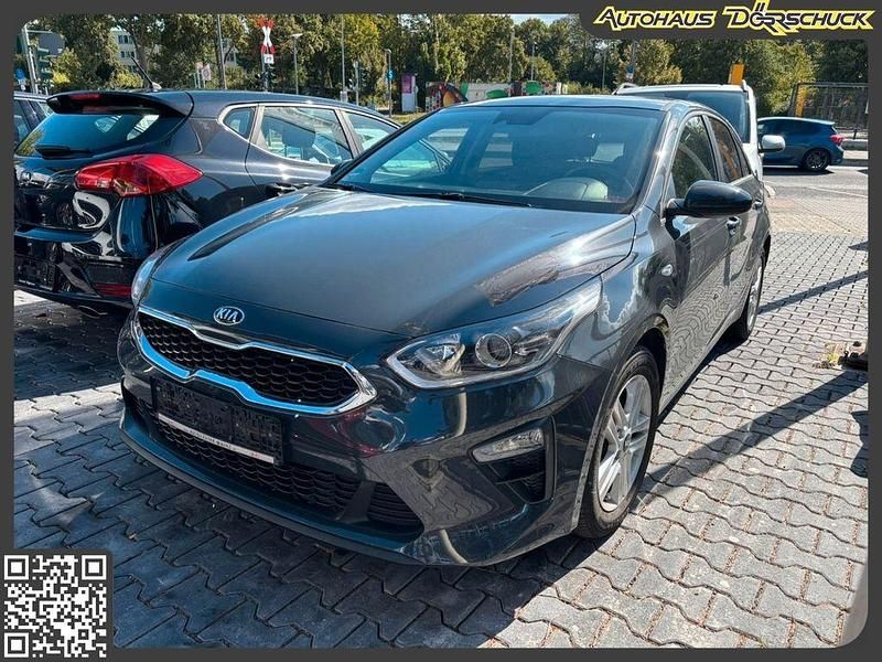 Grau Gebraucht 2019 Kia Ceed Edition 7 Limousine | 13.490 € - Bild 1/4