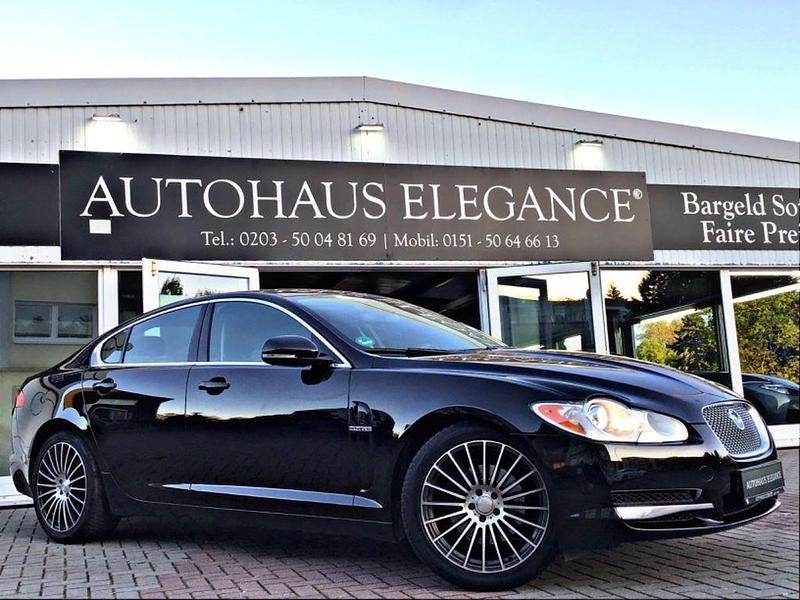 Begagnad Jaguar XF 211 HK (155 kW) 2011 Svart Sedan