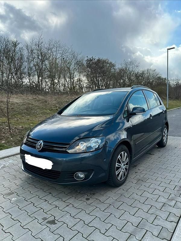 Gebraucht VW Golf VI Team 122 PS (89 kW) 2011 Blau Kleinwagen