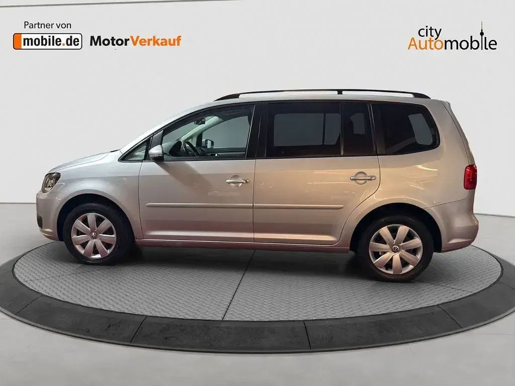 Gebraucht VW Touran Comfortline 150 PS (110 kW) 2012 Silber Van / Kleinbus