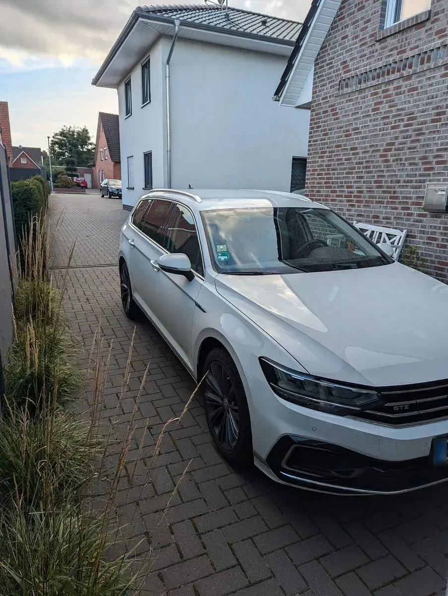 Gebraucht VW Passat GTE 218 PS (160 kW) 2019 Weiß Kombi