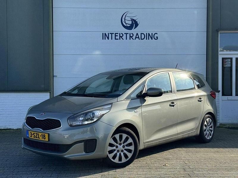 Grau Gebraucht 2014 Kia Carens Comfort Van / Kleinbus | 3.715 € (Fairer Preis) - Bild 1/4