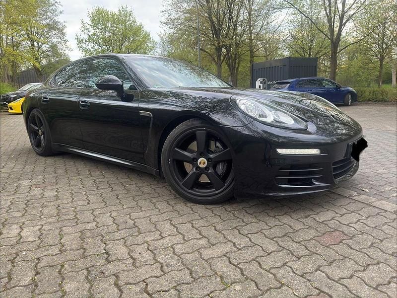 Occasion Porsche Panamera 300 ch (220 kW) 2014 Noir Citadine