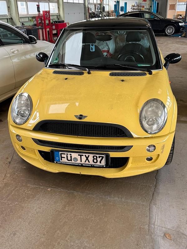 Gebraucht Mini Cooper 116 PS (85 kW) 2002 Gelb Kleinwagen