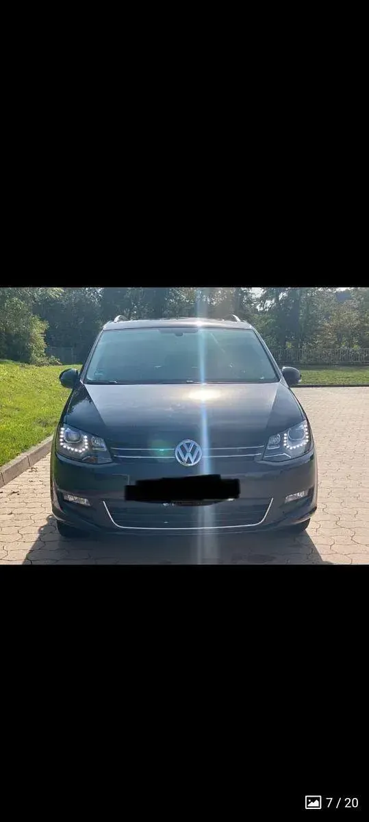 Second-hand VW Sharan 140 CP (102 kW) 2013 Negru Monovolum