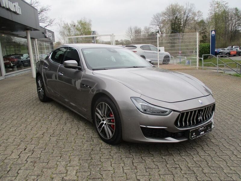 Gebraucht Maserati Ghibli GranLusso 349 PS (256 kW) 2021 Grau Coupé