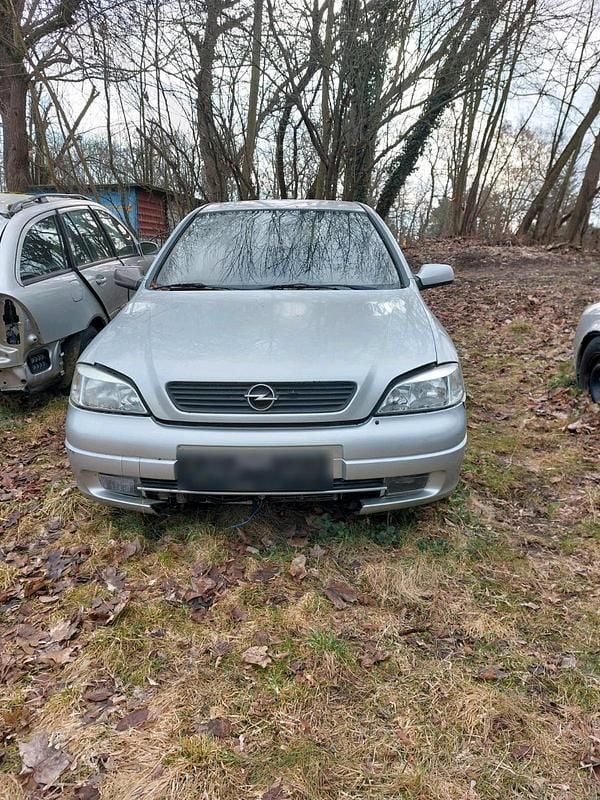 Gebraucht Opel Astra 101 PS (74 kW) 1999 Andere farben Limousine