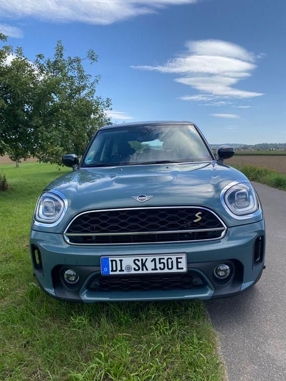 Grün Gebraucht 2021 Mini Cooper S Countryman SUV | 26.200 € (Fairer Preis) - Bild 1/4