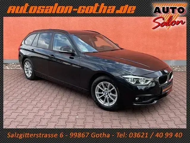 Gebraucht BMW 320 Advantage 190 PS (139 kW) 2018 Schwarz Kombi