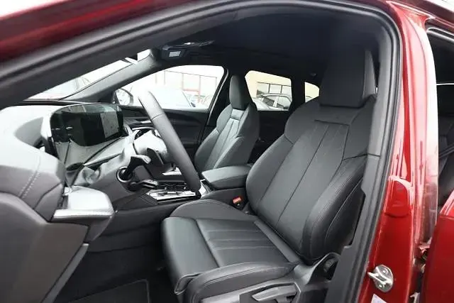 Neu Audi Q5 S-Line 204 PS (150 kW) 2026 Grenadinerot metallic grenadinerot metallic SUV
