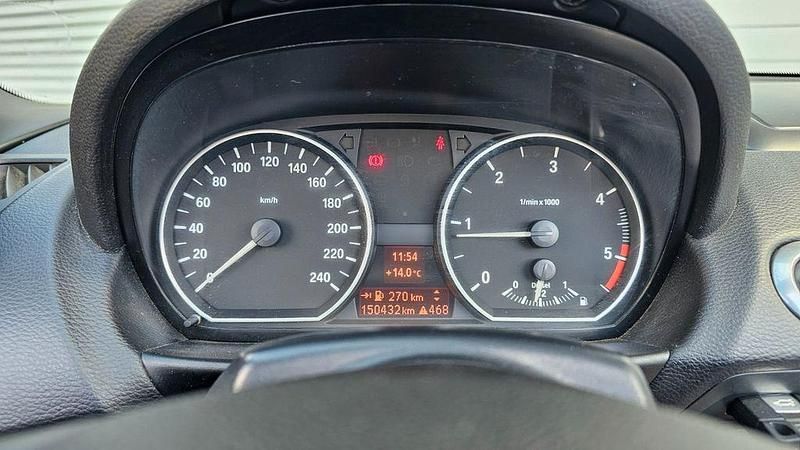 Gebraucht BMW 118 Cabriolet Advantage 143 PS (105 kW) 2012 Schwarz Cabrio