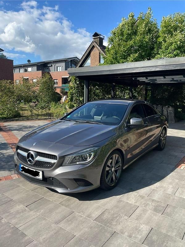 Gebraucht Mercedes CLA220 177 PS (130 kW) 2015 Grau Limousine