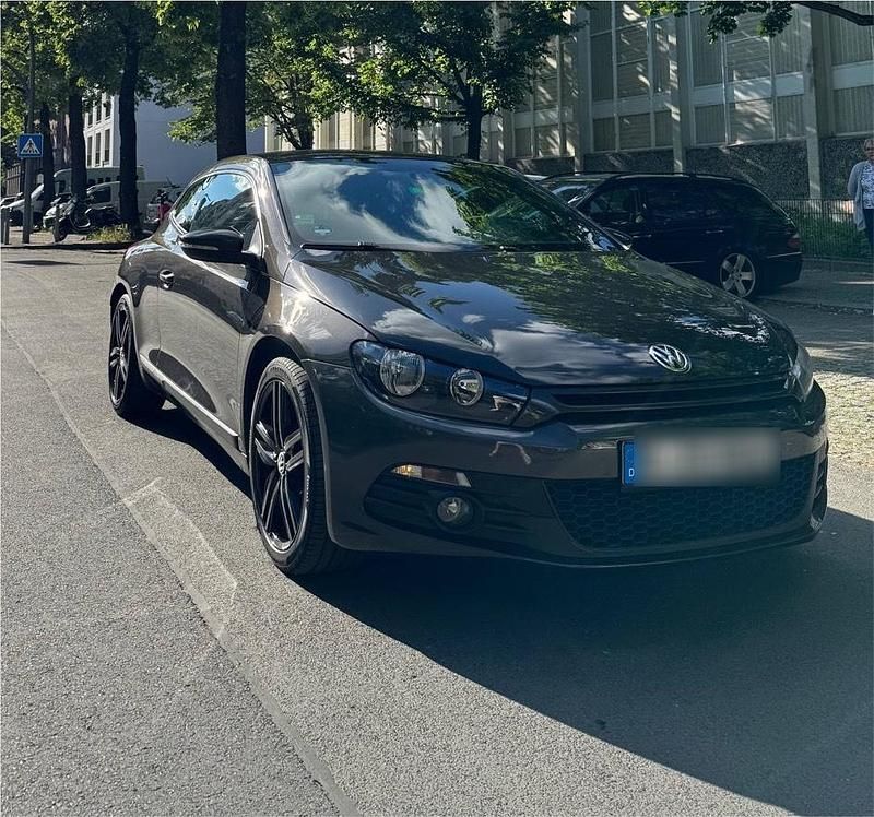 Grau Gebraucht 2009 VW Scirocco Coupé | 4.500 € - Bild 1/4