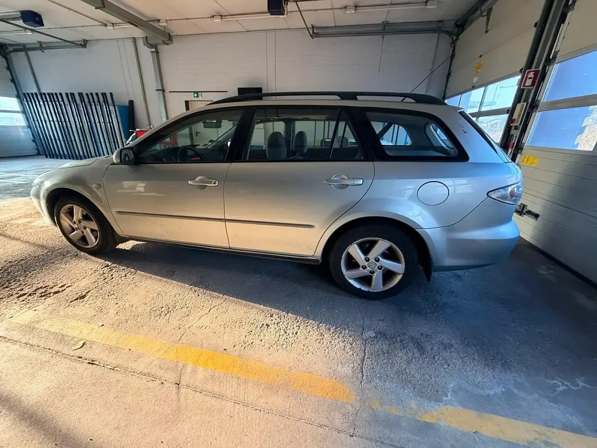 Gebraucht Mazda 6 141 PS (103 kW) 2003 Silber Kombi