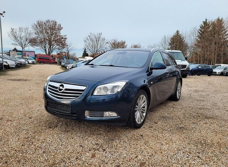 Gebraucht Opel Insignia Innovation 250 PS (183 kW) 2012 Blau Kombi