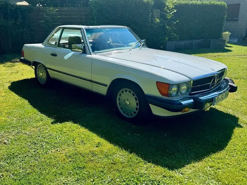 Gebraucht Mercedes 560 231 PS (169 kW) 1986 Weiß Cabrio