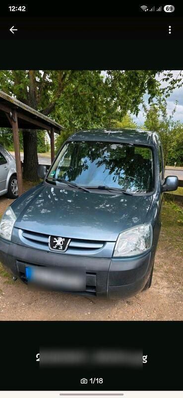 Grau Gebraucht 2006 Peugeot Partner Van / Kleinbus | 1.990 € (Guter Preis) - Bild 1/4