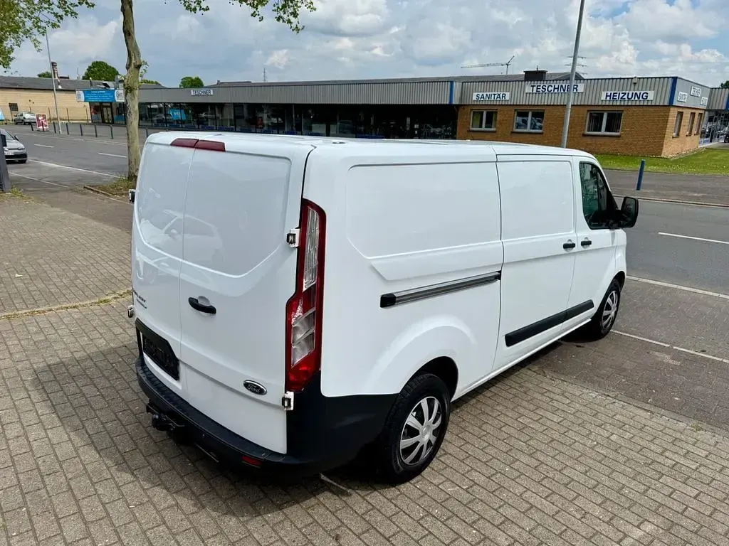 Occasion Ford Transit Custom 131 ch (96 kW) 2017 Blanc Monospace