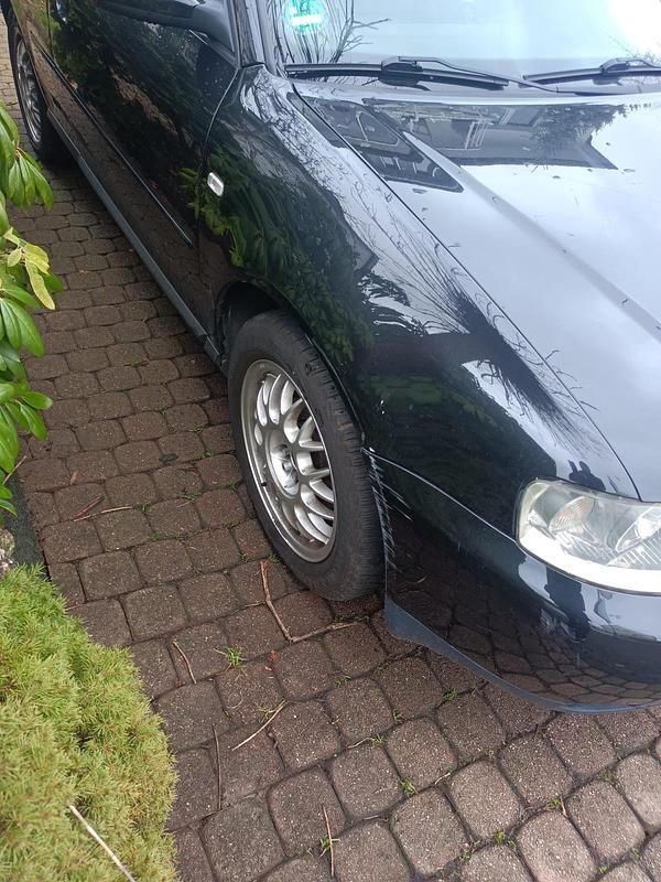 Gebraucht Audi A3 102 PS (75 kW) 2002 Schwarz Kleinwagen