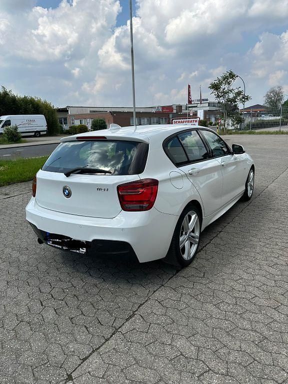 Gebraucht BMW 116 M Sport 136 PS (100 kW) 2015 Weiß Kleinwagen