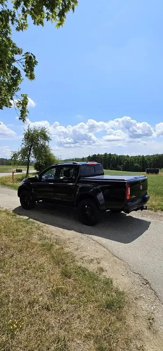 Gebraucht Mercedes X350 258 PS (189 kW) 2018 Schwarz Pickup