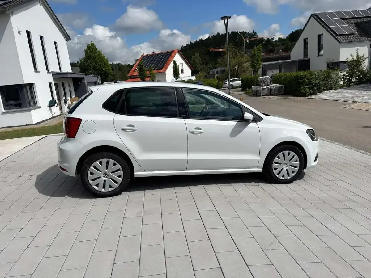 Gebraucht VW Polo Allstar 75 PS (55 kW) 2017 Weiß Limousine