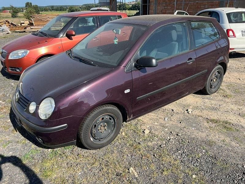 Rot Gebraucht 2003 VW Polo Kleinwagen | 650 € (Guter Preis) - Bild 1/4