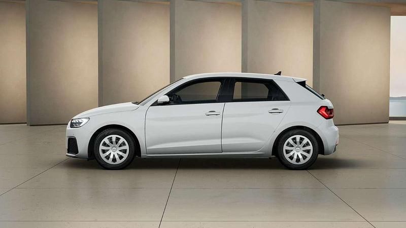 Nowe Audi A1 95 KM (69 kW) 2026 Biały SUV