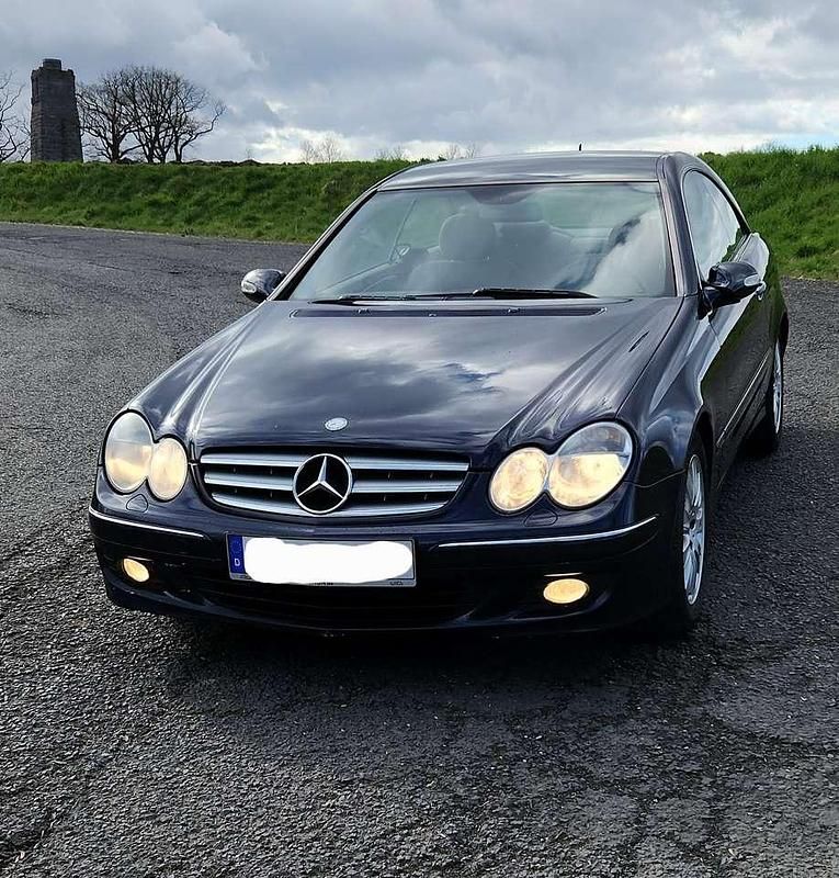 Gebraucht Mercedes CLK200 184 PS (135 kW) 2008 Blau Coupé