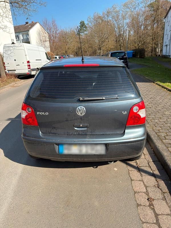 Gebraucht VW Polo 75 PS (55 kW) 2004 Blau Kleinwagen