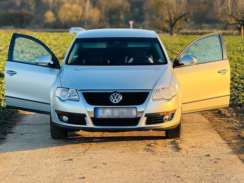 Gebraucht VW Passat 116 PS (85 kW) 2025 Silber Kombi