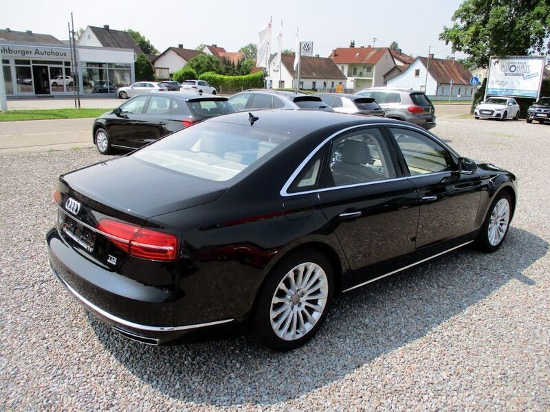 Schwarz Gebraucht 2015 Audi A8 Limousine | 23.450 € (Superpreis) - Bild 1/4