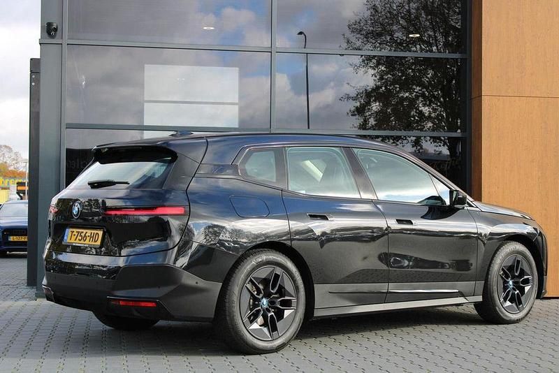 Gebraucht BMW iX 239 kW (326 PS) 2023 Schwarz SUV