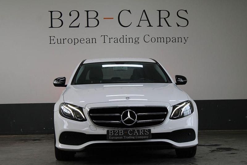 Gebraucht Mercedes E300 Avantgarde 245 PS (180 kW) 2019 Weiß Limousine