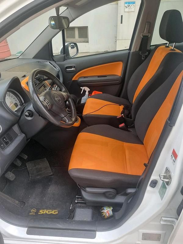 Second-hand Opel Agila 68 CP (50 kW) 2010 Alb Hatchback