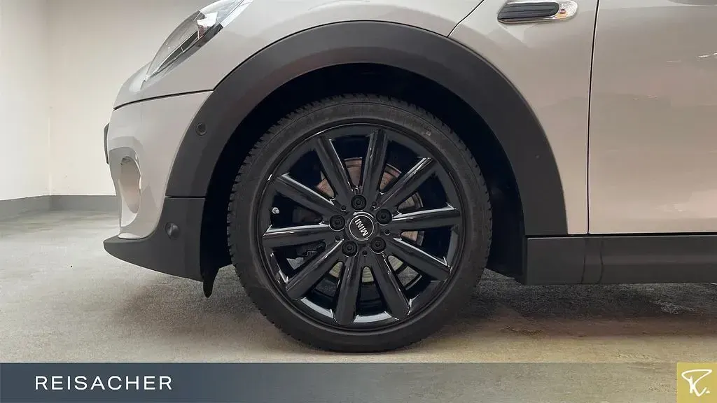 Gebraucht Mini Cooper Chili 136 PS (100 kW) 2020 Silber Kleinwagen