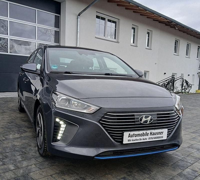 Gebraucht Hyundai Ioniq 105 PS (77 kW) 2018 Grau Kleinwagen