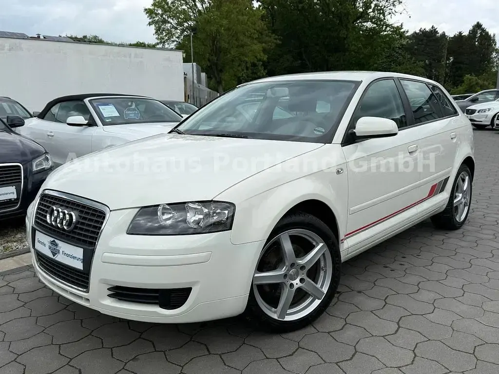 Brugt Audi A3 Attraction 150 HK (110 kW) 2005 Hvid Hatchback